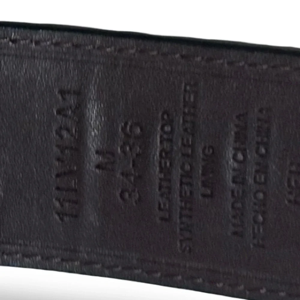 Levi's Strauss men's reversible leather typically black brown gunmetal buckle.